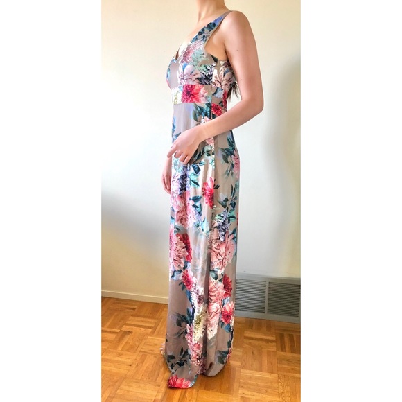 NWT 🌸 Floral Silky Dress - Picture 8 of 8